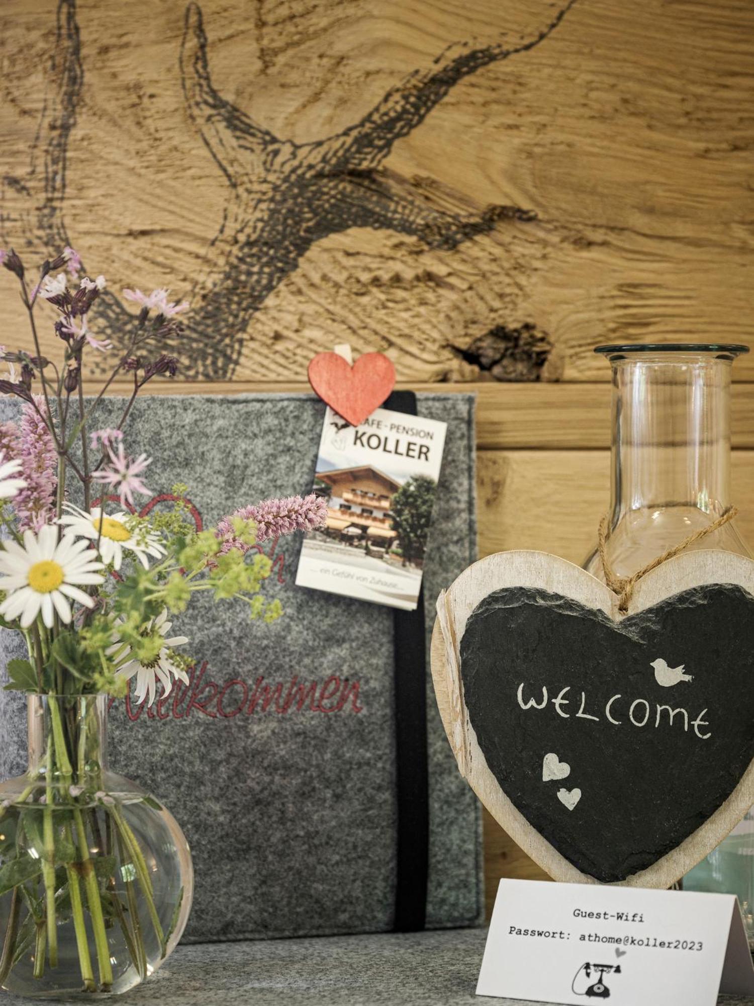 Cafe Pension Koller Brixen im Thale Exteriör bild